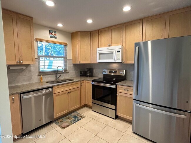 Photo - 171 Cape Shores Cir Unit 3-A