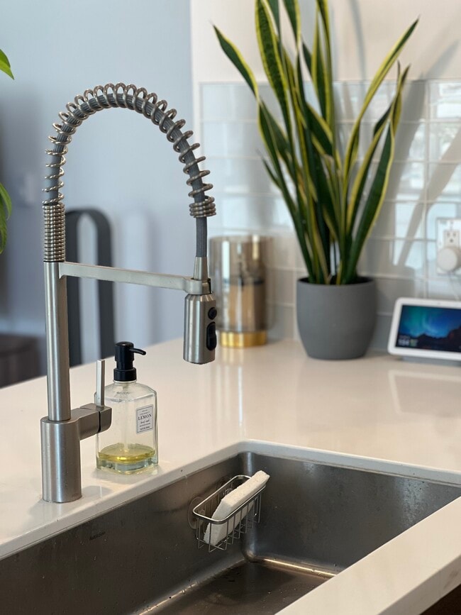 Photo - 901 Jefferson St Unit 210