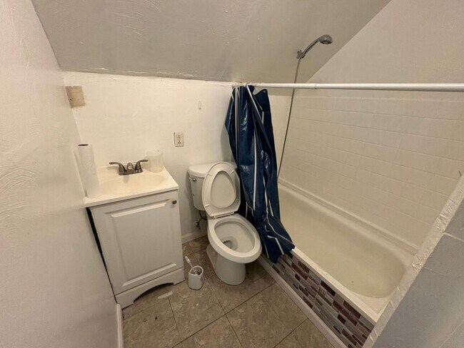 Photo - 1487 Genesee Rd Unit 3