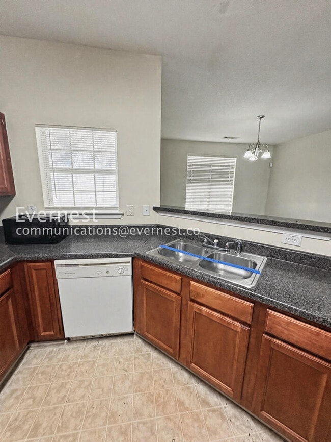 Photo - PROMO: Enjoy your 2nd month rent-free rent when you sign the lease today! 3 Bed, 2.5 Bath Home wi...