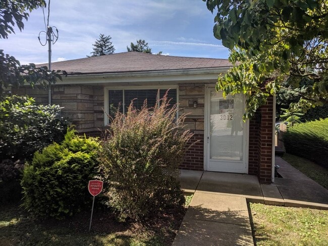 Building Photo - 3002 Mintwood Dr Rental