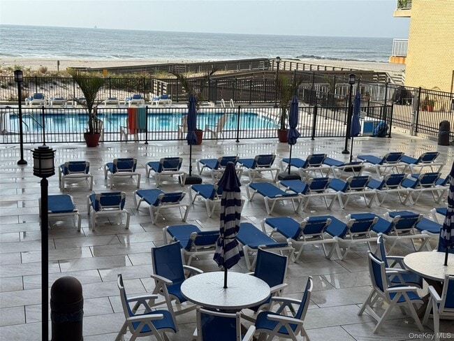 750 Shore Rd Unit 1H