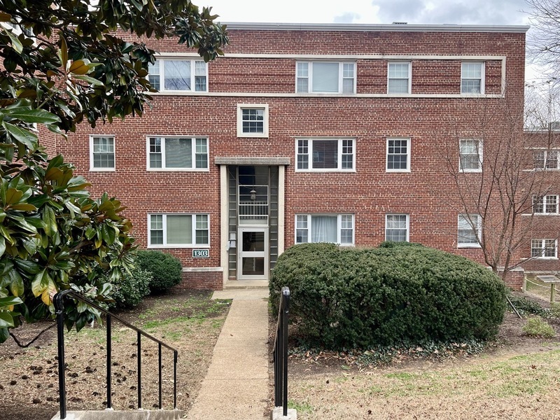 Photo - 1303 North Ode Street - 214
