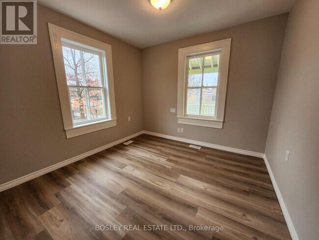 Photo - 5958 16th Ave