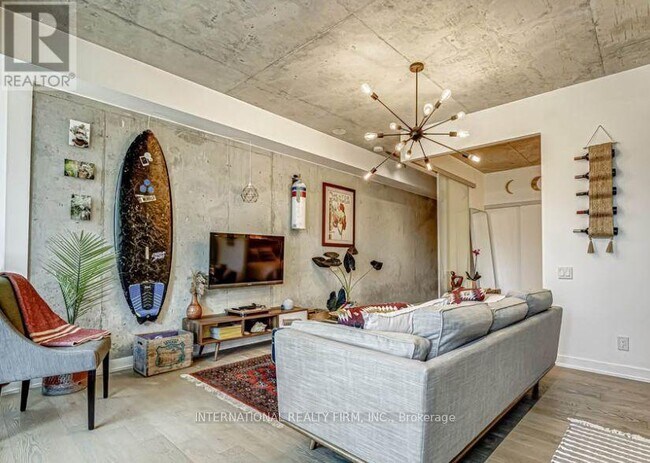 Photo - 318 King St E Unité 301