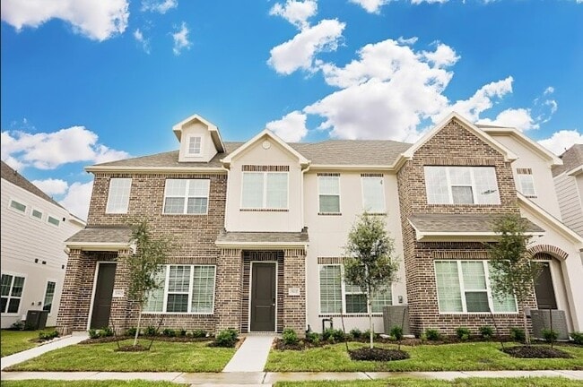 Building Photo - 15831 Blair Castle Dr