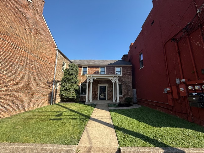 Photo - 263 N Limestone