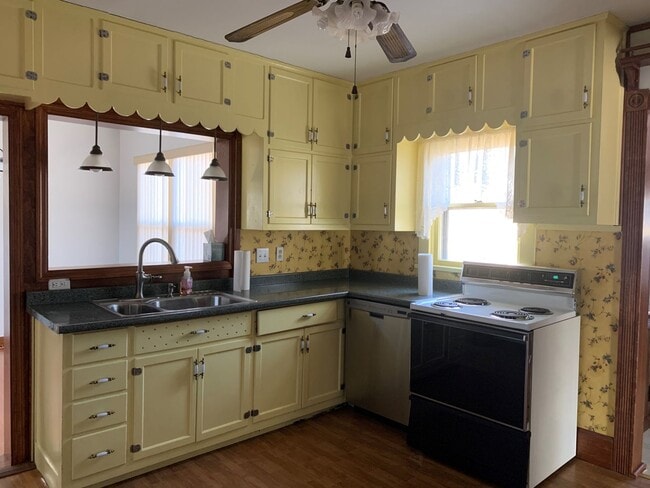 Photo - 212 Alden St