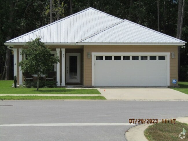 Building Photo - Brand New Custom 3 bedroom 2 bath Craftsman Rental