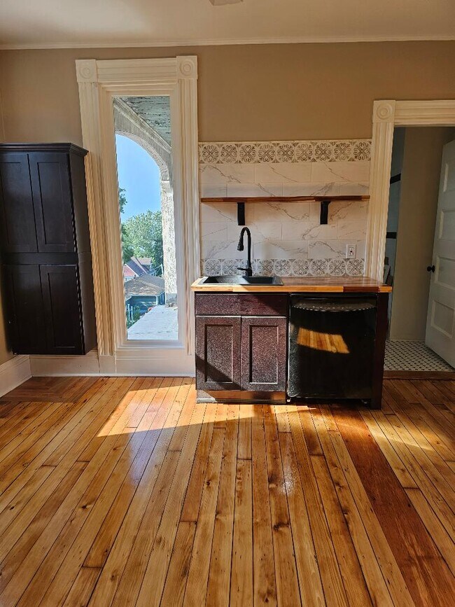 Photo - 764 Rock St Unit 2