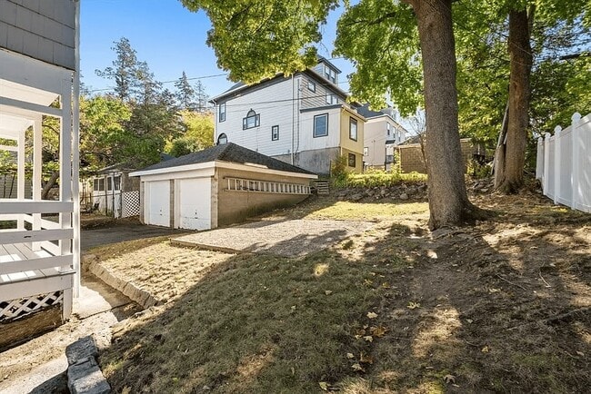 Photo - 81 Bradwood St Unit 1