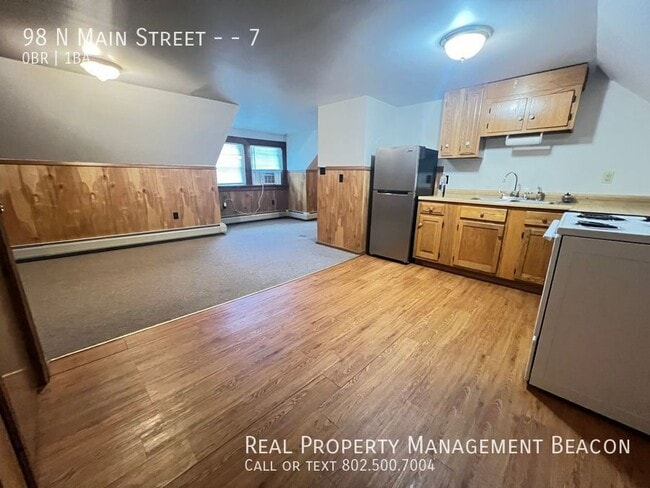 Building Photo - 98 N Main St Unit 7