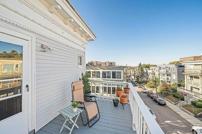 Photo - 89 Train St Unit 3