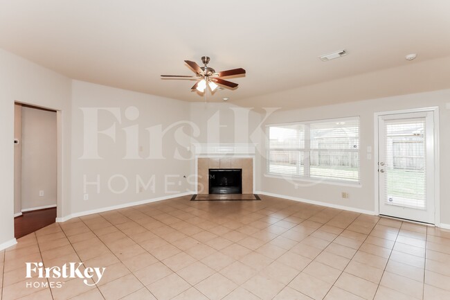 Photo - 7310 Enchanted Rock Ln