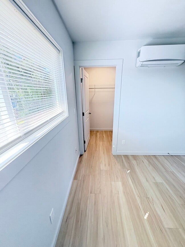 Photo - 3112 N St Unidad 2