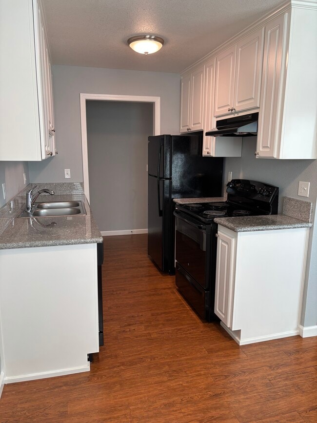 Photo - Heatherwood Apartments