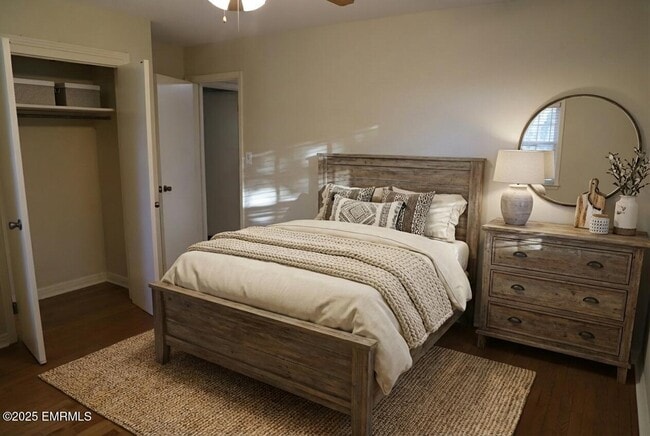 Photo - 607 Sookalena St