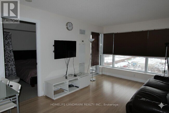 Photo - 135 Village Green Square Unit 1215