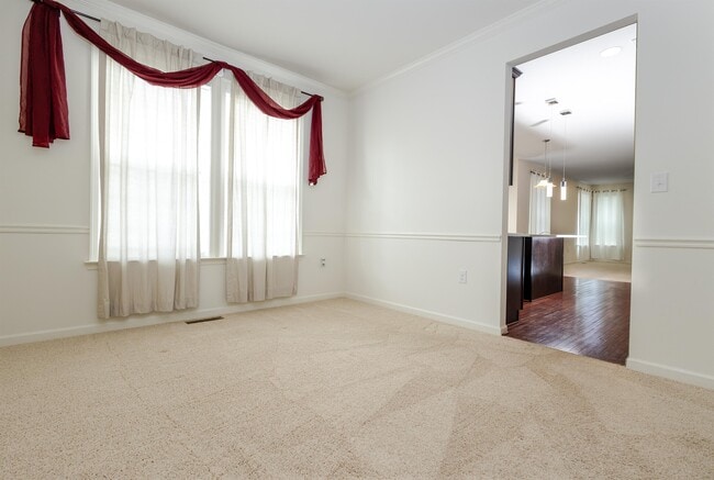 Photo - 122 Blakely Rd