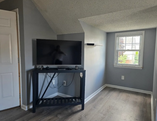 Livingroom - 69 Post Pl