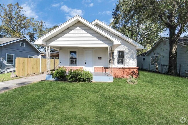 Building Photo - 5103 New Orleans St Rental