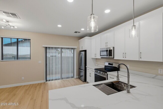 Photo - 1222 E Diamond St Unidad 2