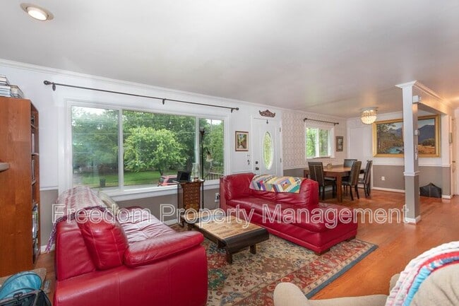 Photo - 5914 Ridge View Dr