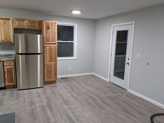 Photo - Private 3 bed 2bath house in North Johnson...