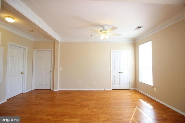 Building Photo - 1550 Spring Gate Dr. Unit 8308