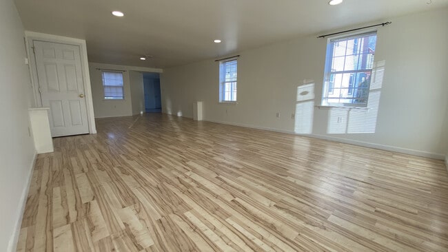 Photo - 1294 N Mountain Rd