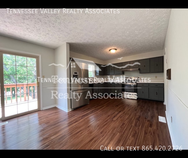 Photo - 7629 Crestland Rd