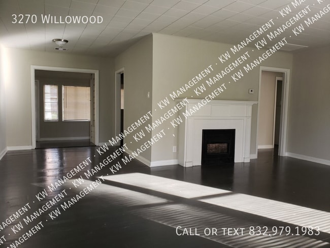 Photo - 3270 Willowood-