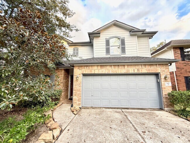 142 E Spindle Tree Cir