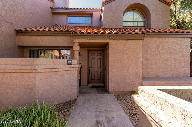 Photo - 609 E Mesquite Cir Townhome