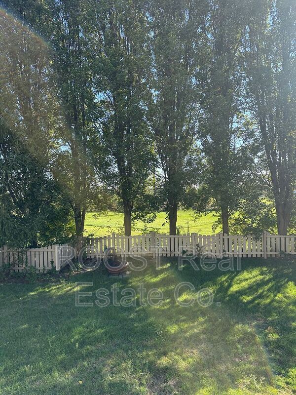 Photo - 908 Portlock Dr