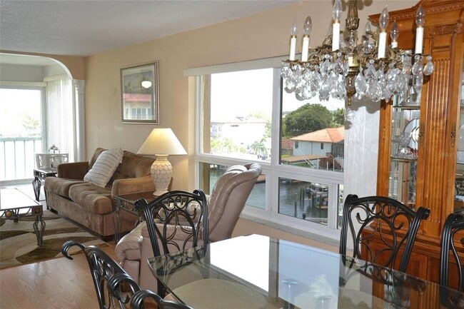 Photo - 105 Island Way Unit 148