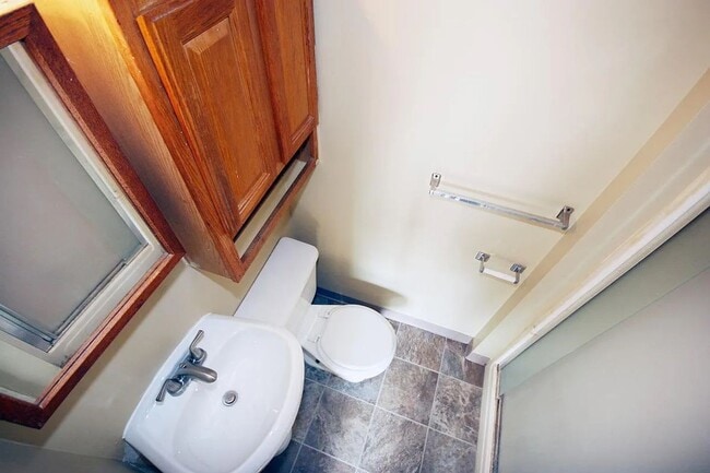 Photo - 1727 Reaney Avenue Unit #3