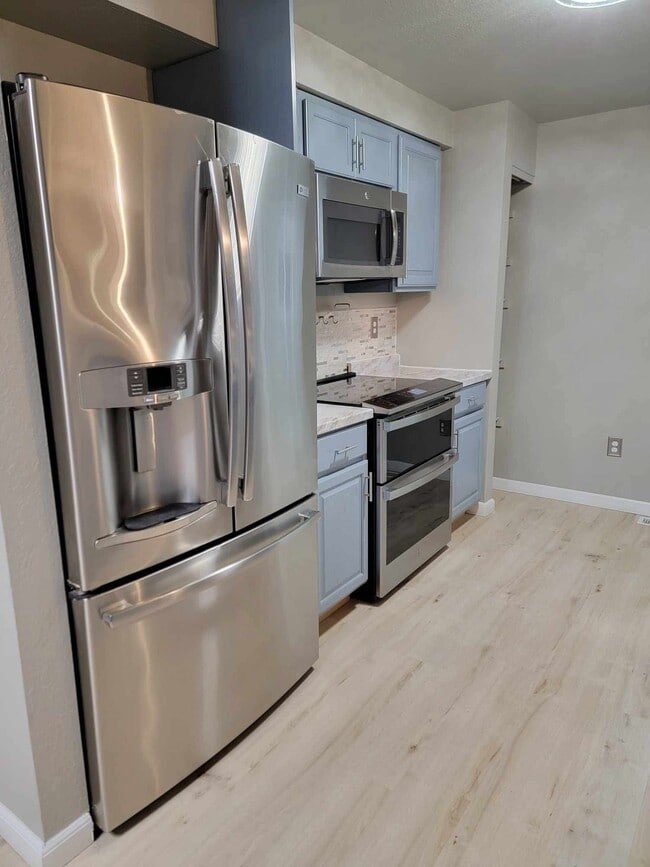 Photo - 1120 Horne Rd