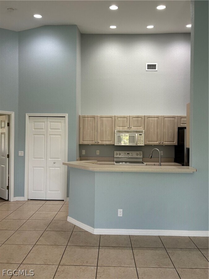 Photo - 19933 Lake Vista Cir