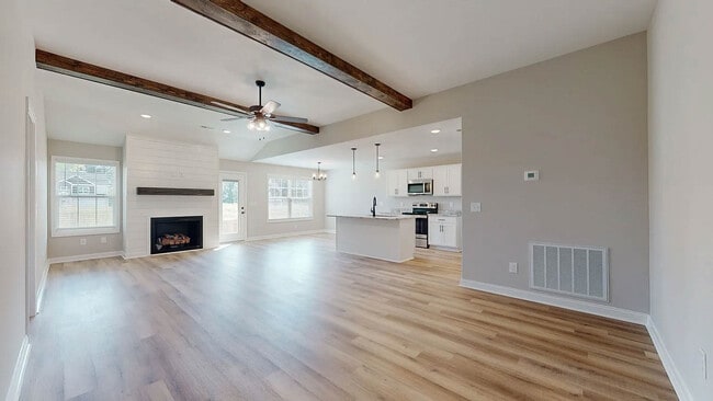 Photo - 409 Pomeroy Dr