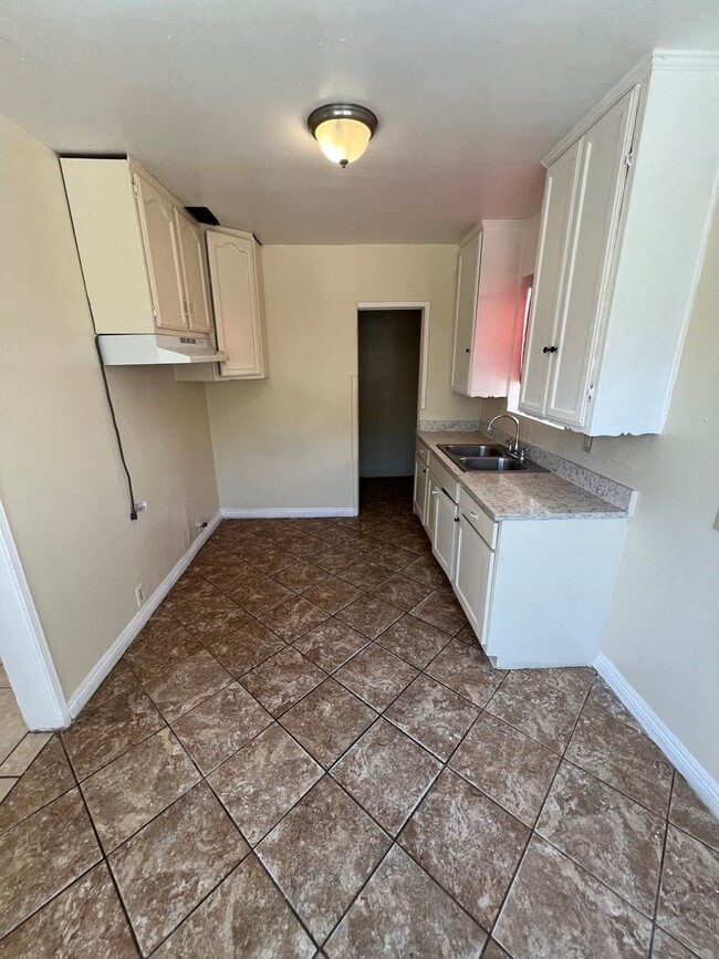 Photo - 95th Street, Los Angeles CA 90044 Unit 553