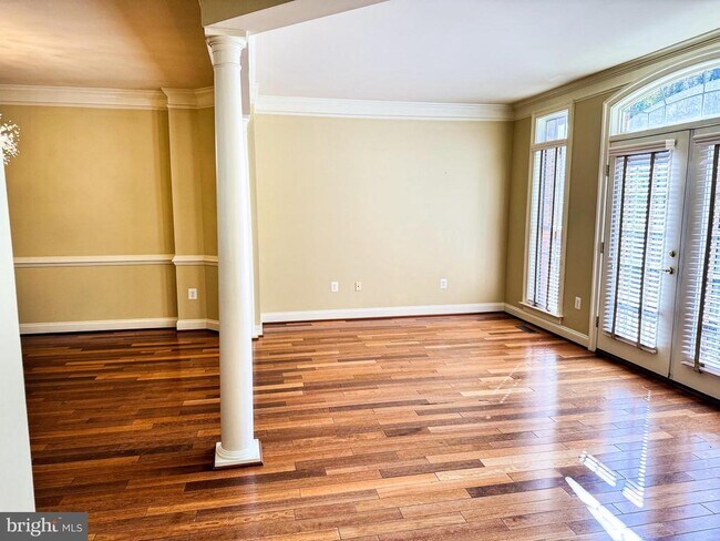 Photo - 6403 Velliety Ln