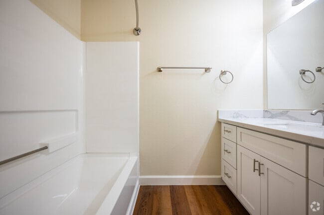 2BR, 1.5BA Bathroom