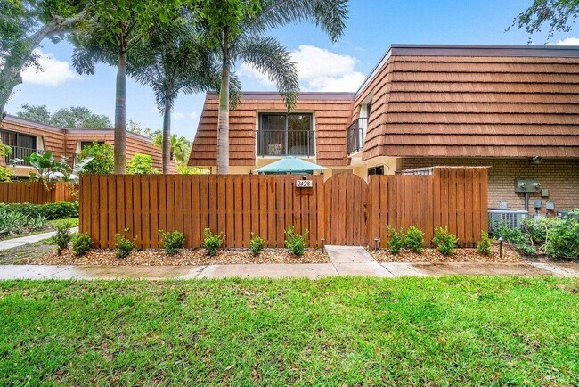 Photo - 2428 24th Ct Townhome