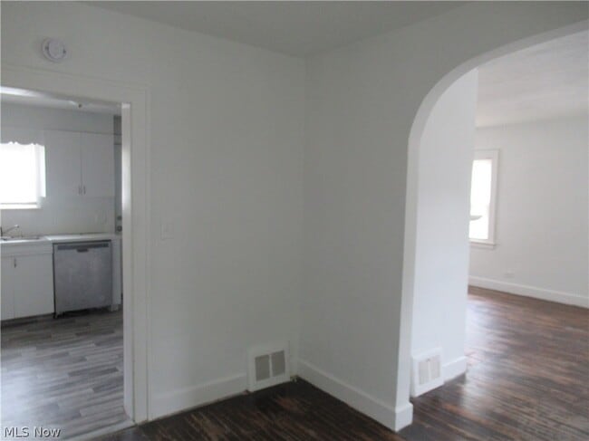 Photo - 3443 W 120th St