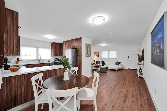 Photo - 243 NW 57th Ave Unidad B