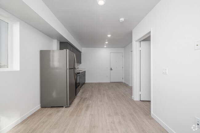 1BR, 1BA - 347SF - Living Room