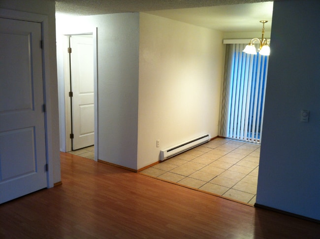 Photo - 736 22nd St NE Unidad 736