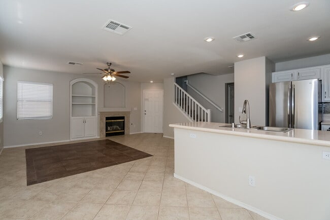 Photo - 530 Eresma St