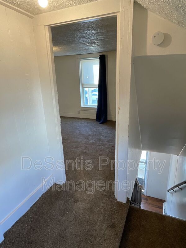 Photo - 816 11th St Unidad B